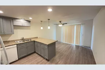 4418 N 53rd Lane #2, Phoenix, AZ 85031 - Photo 1