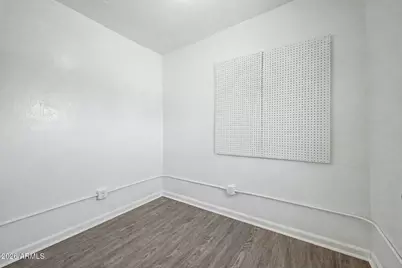 1711 W Montecito Avenue, Phoenix, AZ 85015 - Photo 22
