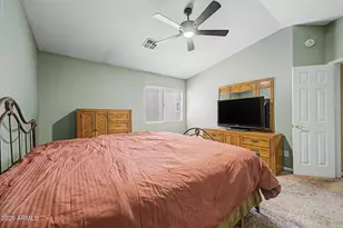 1522 E Beacon Dr, Gilbert, AZ 85234 - Photo 16