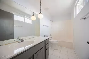 4710 N 10th Pl, Phoenix, AZ 85014 - Photo 18
