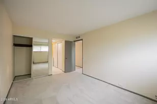 4710 N 10th Pl, Phoenix, AZ 85014 - Photo 12