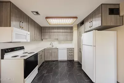 4710 N 10th Place, Phoenix, AZ 85014 - Photo 8