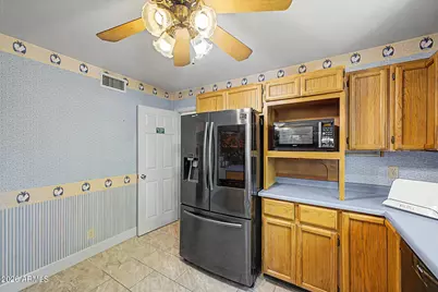 3235 W State Avenue, Phoenix, AZ 85051 - Photo 16