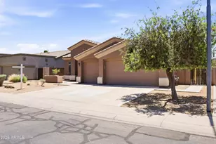 1857 E Carob Dr, Chandler, AZ 85286 - Photo 8