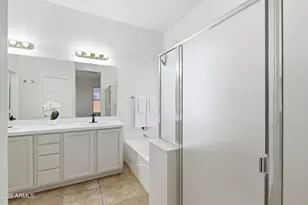1857 E Carob Dr, Chandler, AZ 85286 - Photo 28