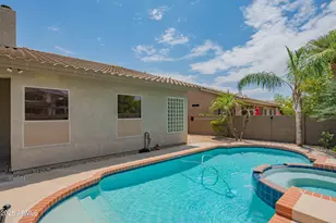 4374 E Lariat Ln, Phoenix, AZ 85050 - Photo 58