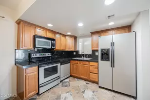 4922 N 42nd Way, Phoenix, AZ 85018 - Photo 12