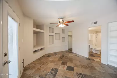 4922 N 42nd Way, Phoenix, AZ 85018 - Photo 6