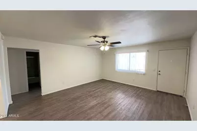 4418 N 53rd Lane #3, Phoenix, AZ 85031 - Photo 6