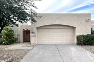 18640 N 44th Pl, Phoenix, AZ 85050 - Photo 1