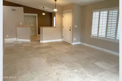 18640 N 44th Place, Phoenix, AZ 85050 - Photo 4