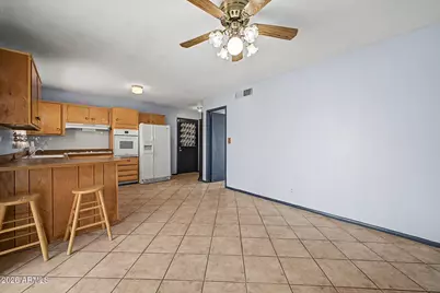 3525 W Morten Avenue, Phoenix, AZ 85051 - Photo 8