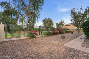 4945 S Twinleaf Dr, Gilbert, AZ 85298 - Photo 42