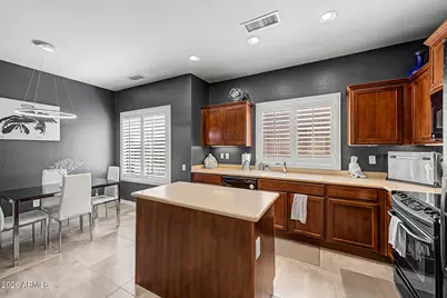 1953 W Busoni Place, Phoenix, AZ 85023 - Photo 10