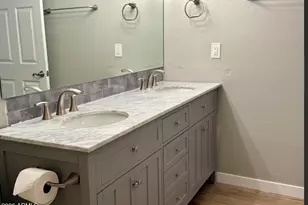 9990 N Scottsdale Rd, Paradise Valley, AZ 85253 - Photo 10