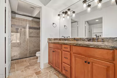 9990 N Scottsdale Road #Apt 1003, Paradise Valley, AZ 85253 - Photo 8