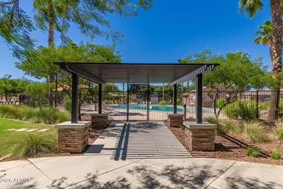 17340 W Gambit Trail, Surprise, AZ 85387 - Photo 32