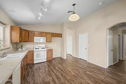 16042 W Durango Street, Goodyear, AZ 85338 - Photo 10