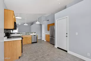 8845 E Des Moines St, Mesa, AZ 85207 - Photo 18