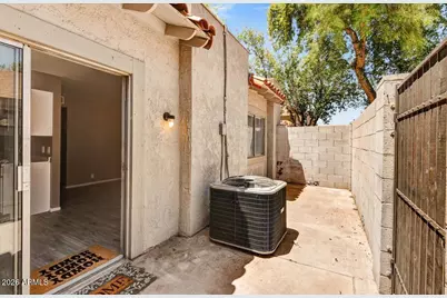 8430 E Roosevelt Street, Scottsdale, AZ 85257 - Photo 14