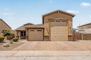 18230 W Louise Dr, Surprise, AZ 85387 - Photo 2