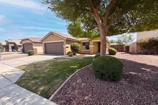 15861 W Papago St, Goodyear, AZ 85338 - Photo 12