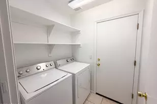 15861 W Papago St, Goodyear, AZ 85338 - Photo 18