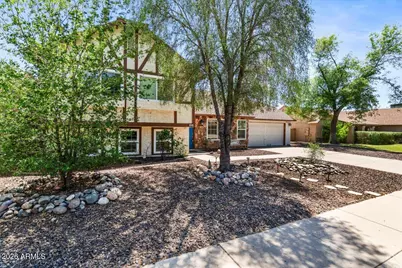 1041 E Kristal Way, Phoenix, AZ 85024 - Photo 2