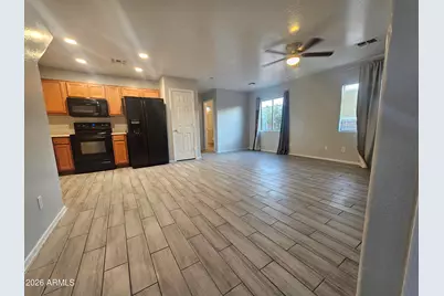 7355 N Black Canyon Highway #2, Phoenix, AZ 85021 - Photo 1