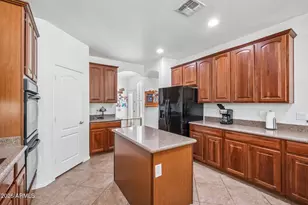 6114 W Hedgehog Pl, Phoenix, AZ 85083 - Photo 16
