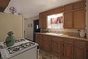 746 W Coolidge St, Phoenix, AZ 85013 - Photo 16