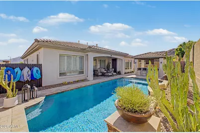 2704 W Nighthawk Way, Phoenix, AZ 85045 - Photo 2