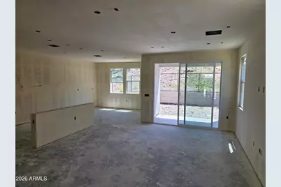 9735 S 12th Street S, Phoenix, AZ 85042 - Photo 2