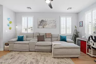 2357 E Hidalgo Ave, Phoenix, AZ 85040 - Photo 8