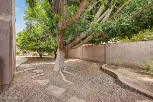 1973 E Divot Dr, Tempe, AZ 85283 - Photo 24