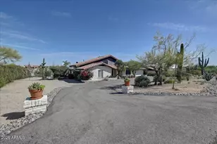 9033 E Lazywood Pl, Carefree, AZ 85377 - Photo 4