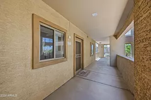 920 E Devonshire Ave, Phoenix, AZ 85014 - Photo 1