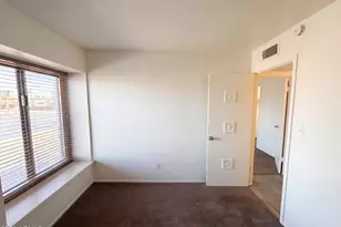 8446 N 34th Dr, Phoenix, AZ 85051 - Photo 14