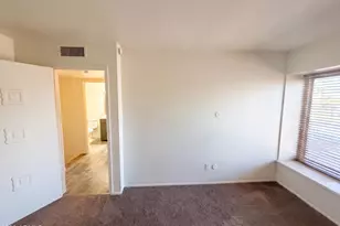 8446 N 34th Dr, Phoenix, AZ 85051 - Photo 8