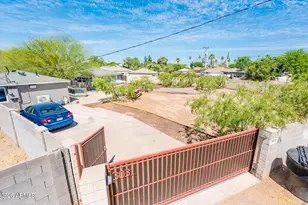 3031 N 17th Dr, Phoenix, AZ 85015 - Photo 40