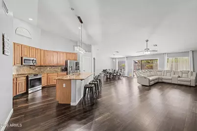 8365 W Berridge Lane, Glendale, AZ 85305 - Photo 12