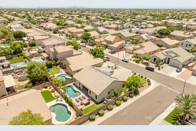 9444 W Melinda Lane, Peoria, AZ 85382 - Photo 10