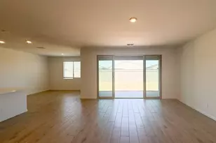 2638 E Homesteader Rd, San Tan Valley, AZ 85140 - Photo 4