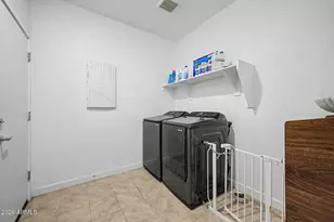 10610 W Encinas Ln, Tolleson, AZ 85353 - Photo 22