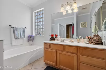 8629 W Jenan Drive, Peoria, AZ 85345 - Photo 18