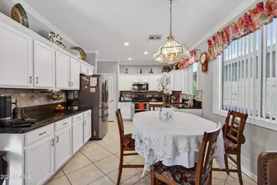 8629 W Jenan Drive, Peoria, AZ 85345 - Photo 10