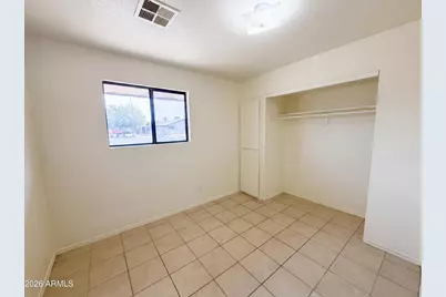 4636 N 67th Avenue, Phoenix, AZ 85033 - Photo 8