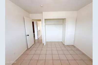 4636 N 67th Avenue, Phoenix, AZ 85033 - Photo 12