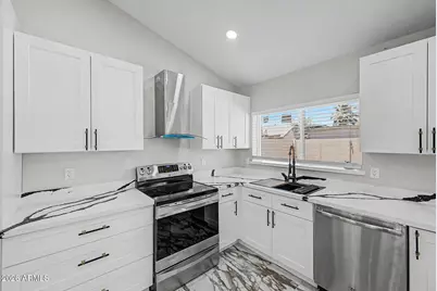 528 W Mohawk Lane, Phoenix, AZ 85027 - Photo 18