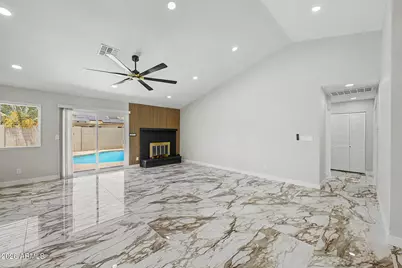 528 W Mohawk Lane, Phoenix, AZ 85027 - Photo 12